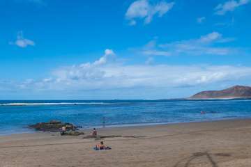 Cuatro países participan en ejercicios de desembarco frente a Las Canteras (Foto Antonio Rico)